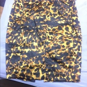 Leopard pencil skirt NWOT